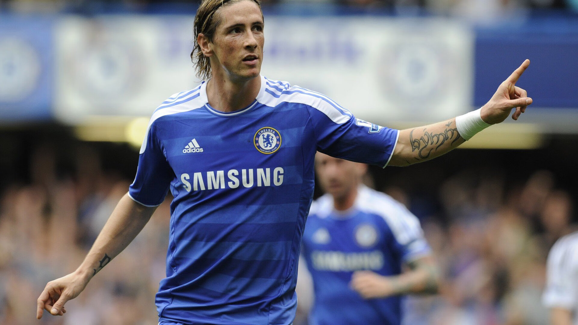 欧冠淘汰赛之夜，克莱·汤普森用三分雨浇灭对手翻盘希望