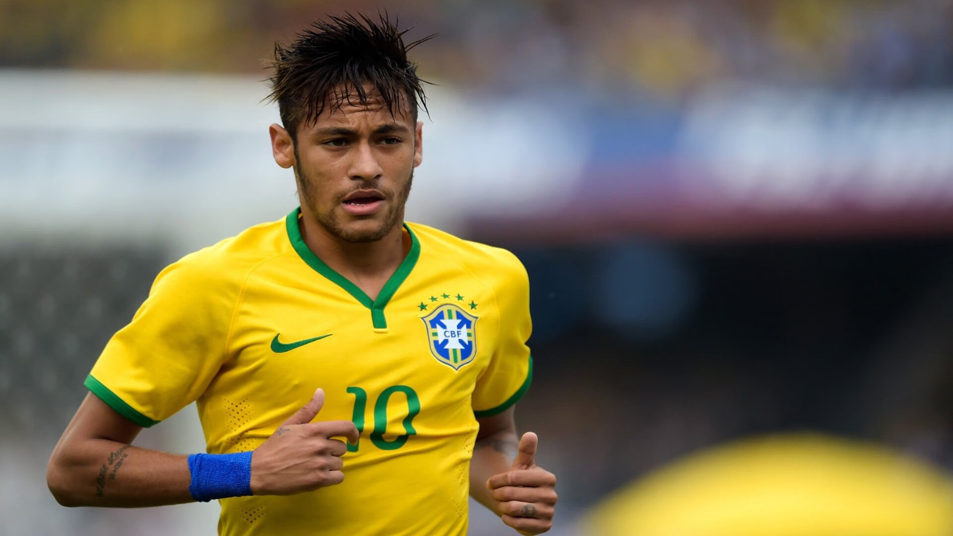 喀麦隆鏖战荷兰，当非洲雄狮的咆哮响彻欧洲足球之巅