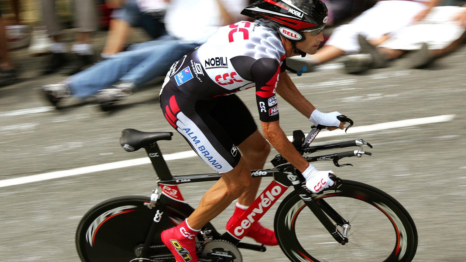 黄喜灿爆发，澳大利亚一波带走尼日利亚，亚洲足球的破壁时刻